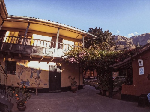 B&B Sun Gate image 4